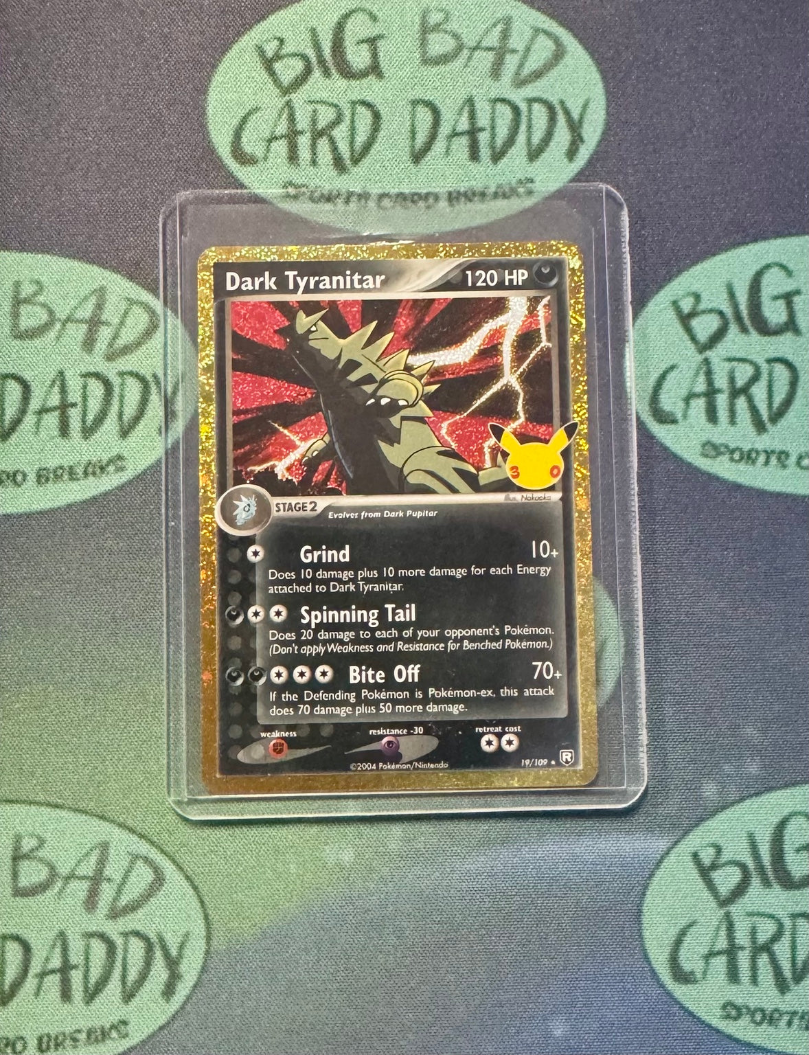 Dark Tyranitar 19/109 — 30th Celebration front