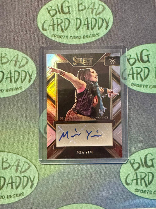 Mia Yim Select Autograph front